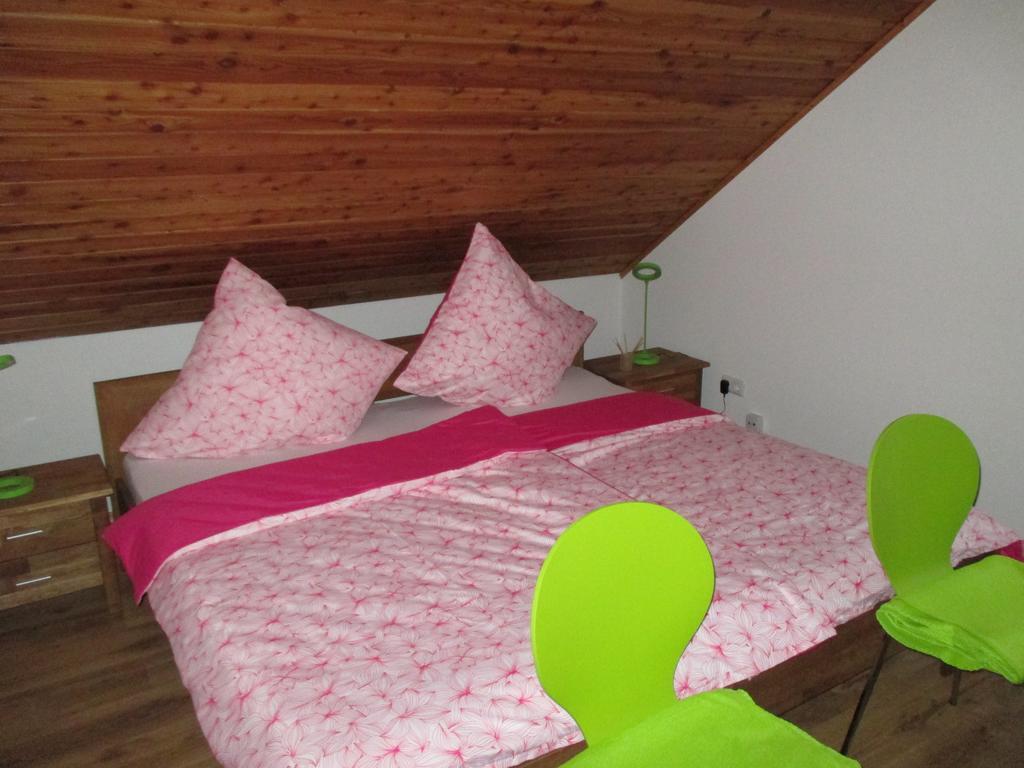 Ferienwohnung An Der Lay Bach  المظهر الخارجي الصورة